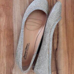 Badgley Mischka American glamour flats ballet silver gold metallic 8.5